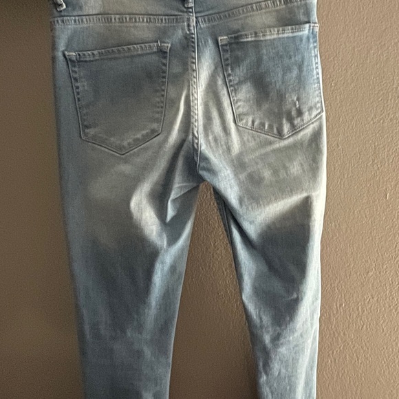 Jeans - Picture 3 of 4
